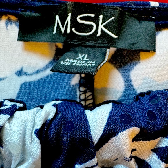 Cute floral navy and white fit and flare dress. - Picture 2 of 3